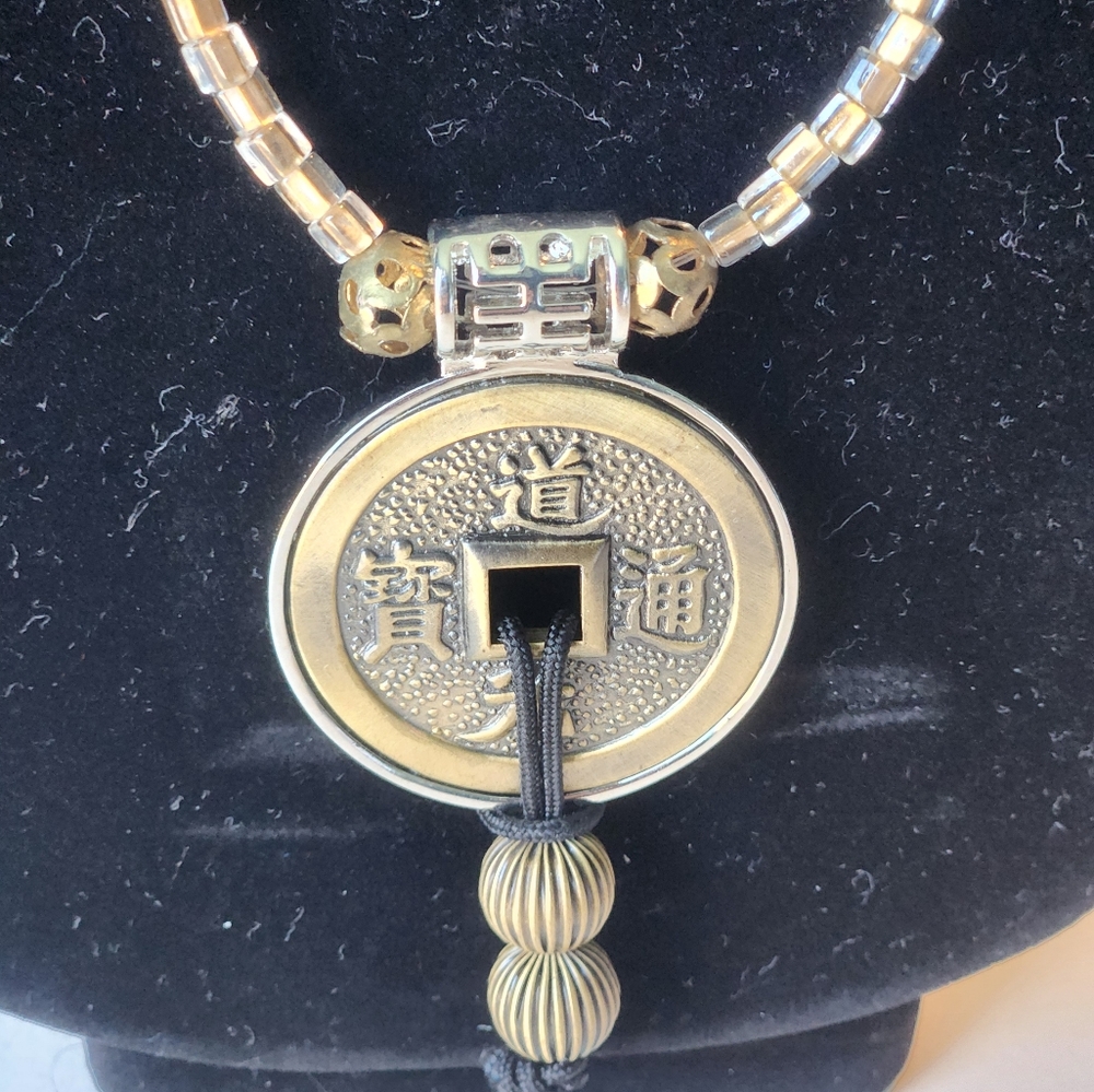 Necklace - Picture 2 of 3